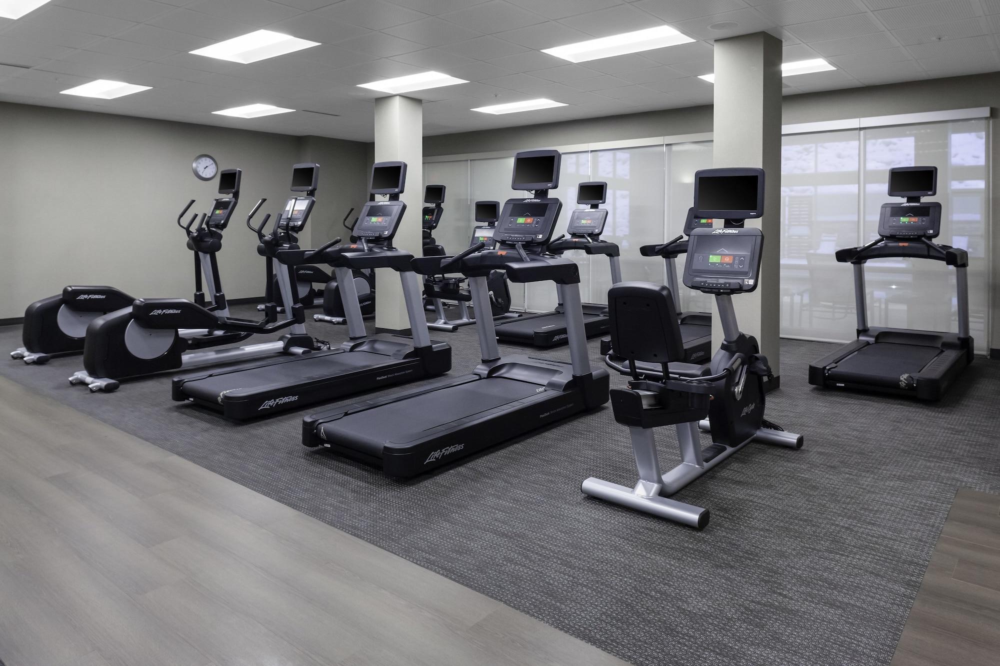מלון Town and Country Courtyard By Marriott St. Louis West County מראה חיצוני תמונה